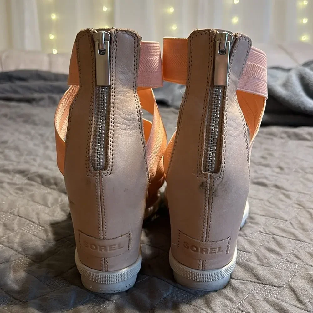 Sorel Leather Joanie II Platform Wedge Sandals 9